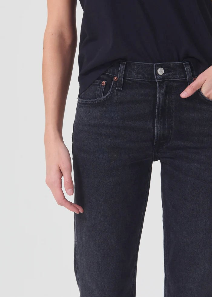 Kye Mid Rise Straight in Black