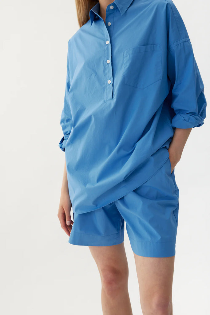 Chiara Mid Length Short Ink Bleu