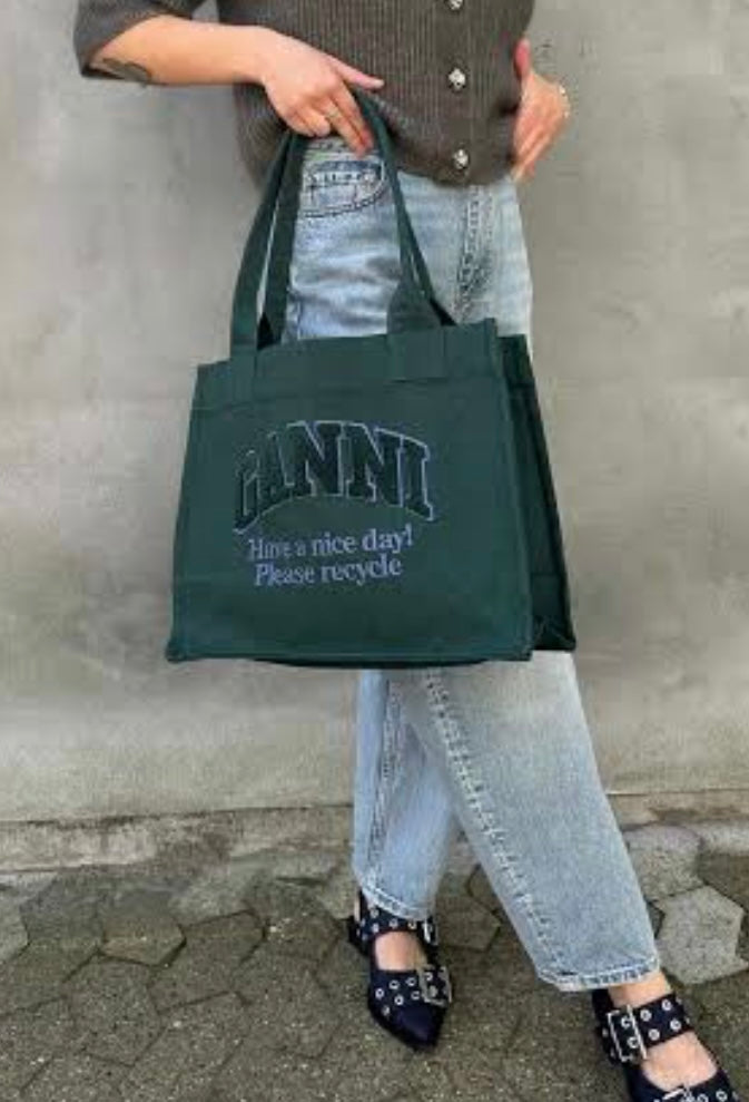 Easy Shopper Forest Night – Toscani Australia