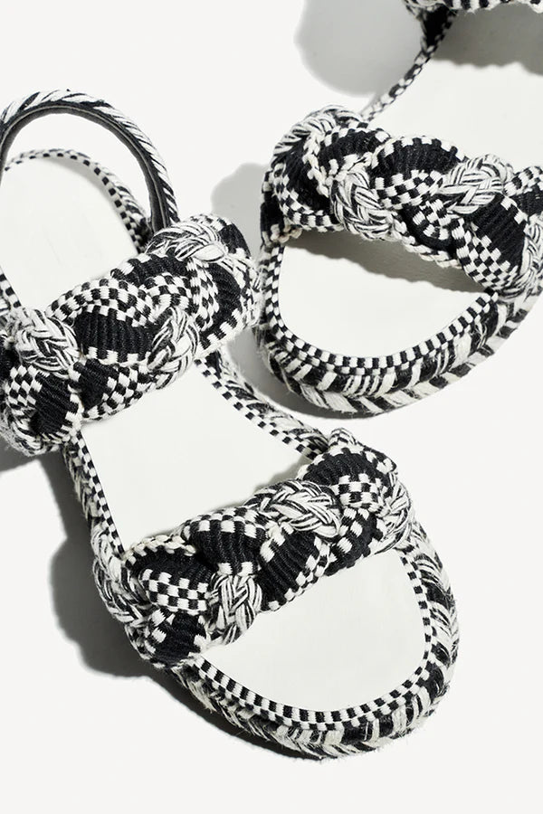 Maria Sandal Black White