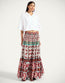 Big Skirt Pagoda Placeé