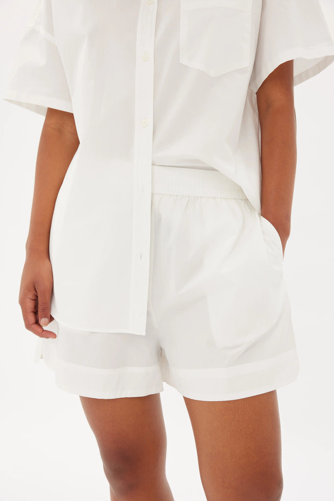 Chiara Mid Length Short White
