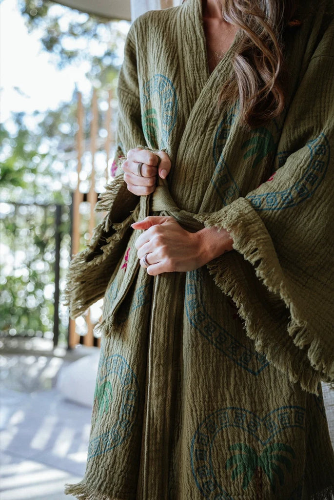 Midi Robe Kiwi Palm Crab