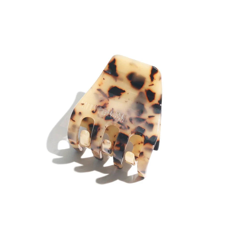 Petite Claw Clip Tortoiseshell