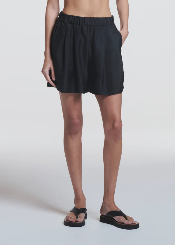 Zurich Short Black