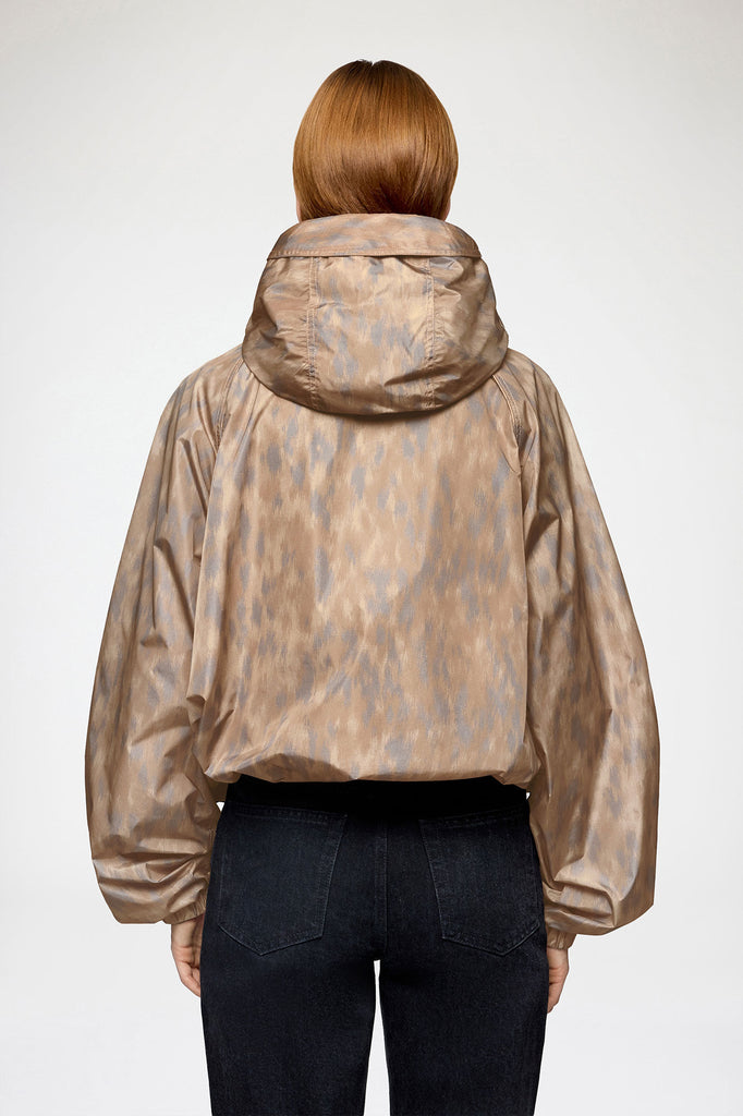 Flyweight Jacket in Printed Nylon Burro