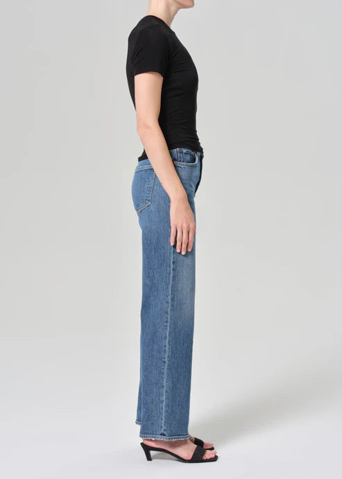 Harper Straight Jean in Fix
