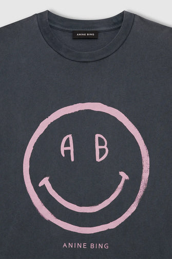 Cade Tee Smiley Washed Grey