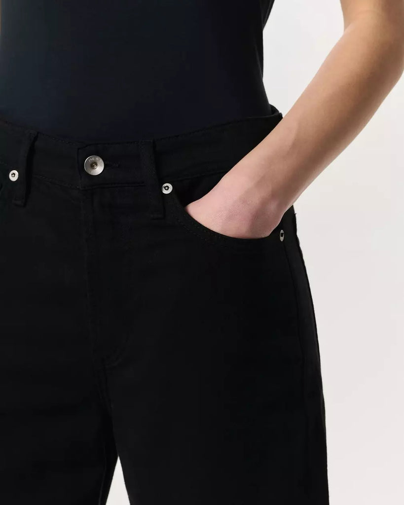 Featherweight Logan Wide-Leg Jean Black