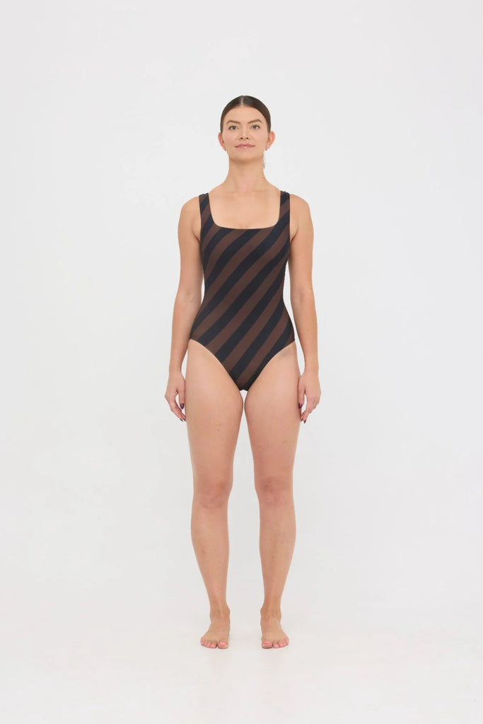 Cat One Piece Espresso Black