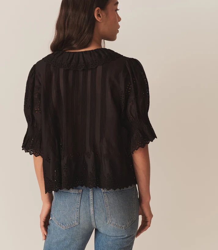 Henri Top Black Eyelet