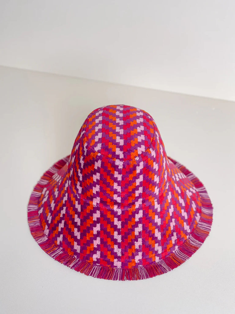 Designer Freya #40 (ft.YSL) Medium