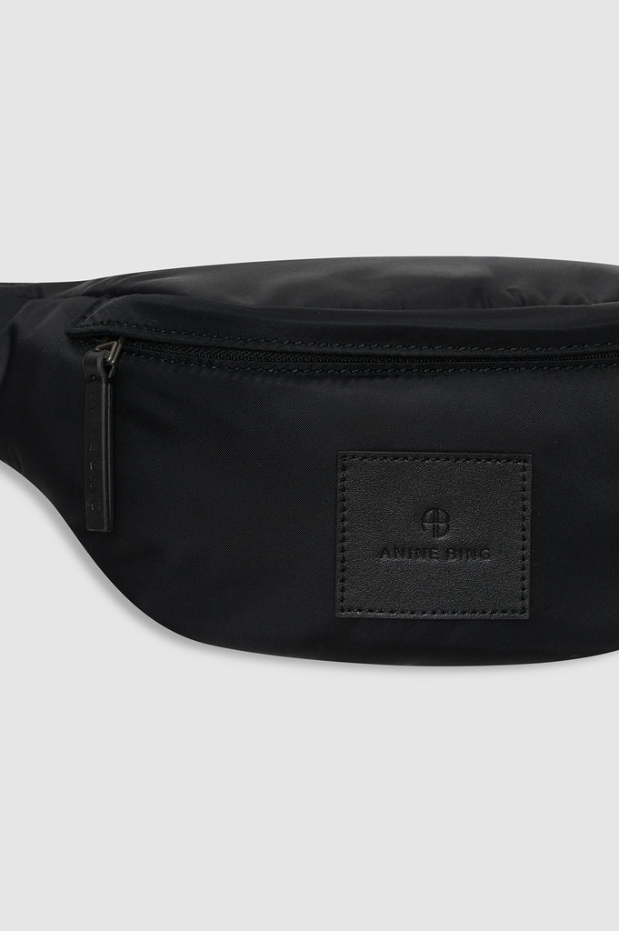 Leon Small Waist Bag Black