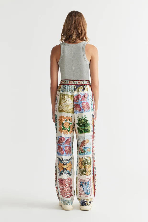 Wond-A-Land Track Pant