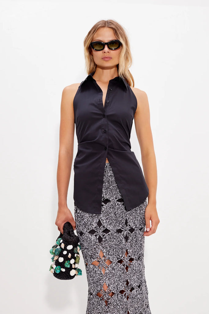 Loch Sleeveless Poplin Button Up Black