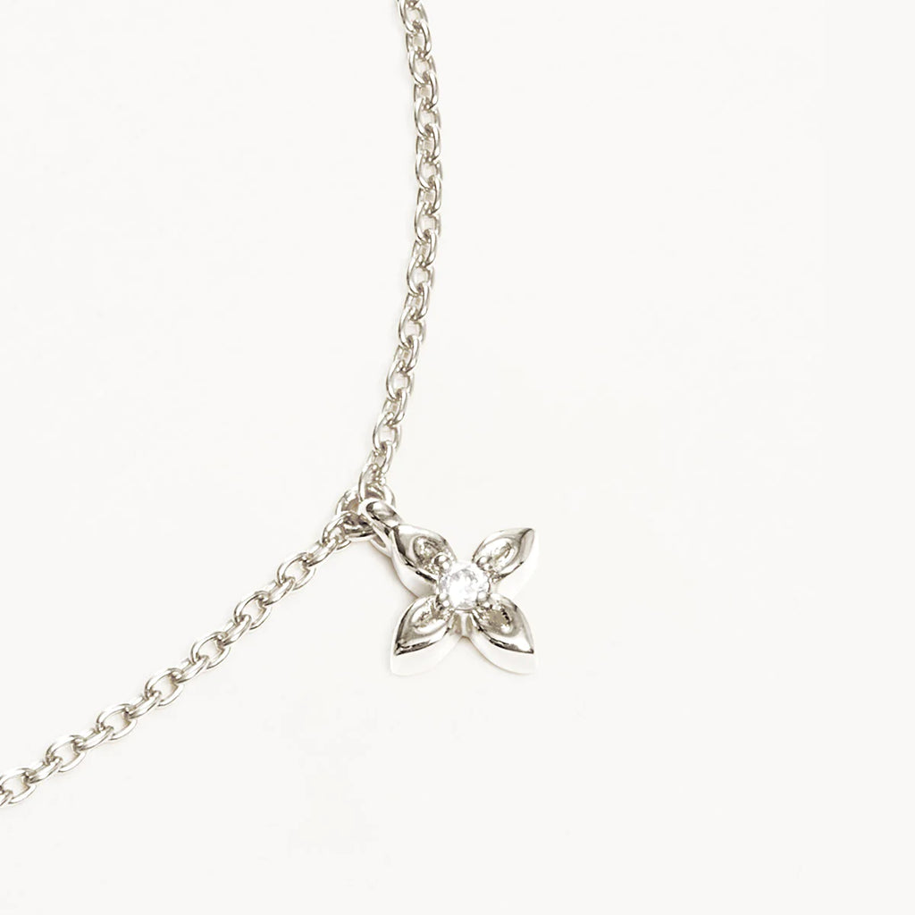 Live in Peace Bracelet Silver