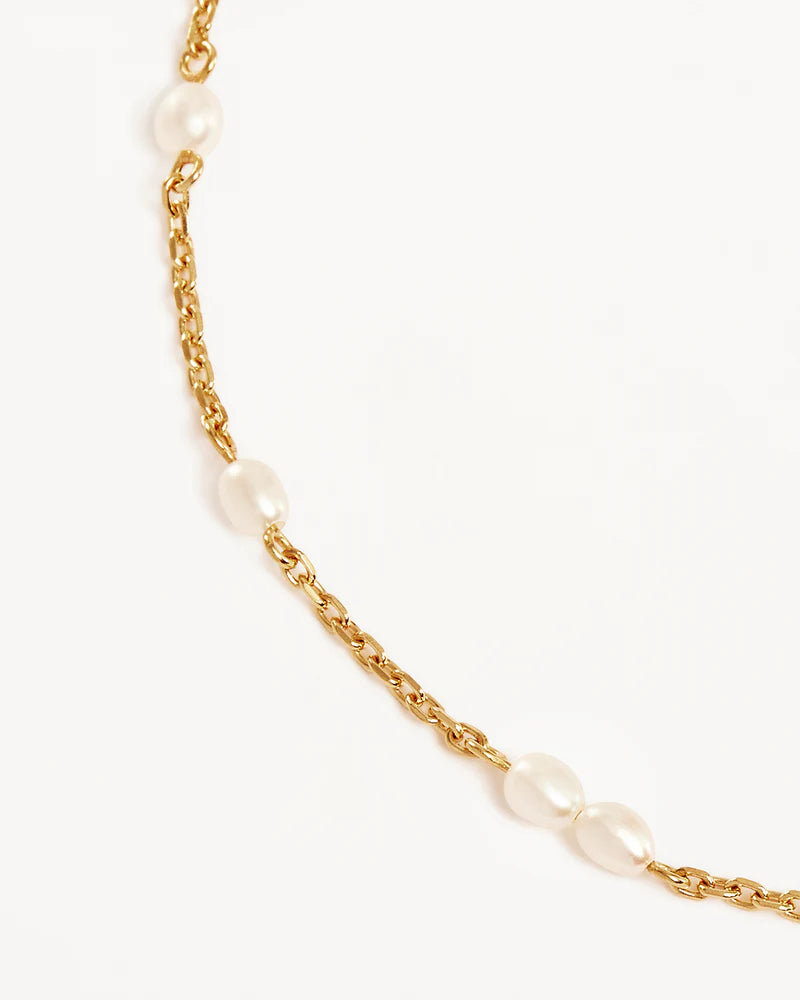 Gold Serene Dreams Pearl Bracelet
