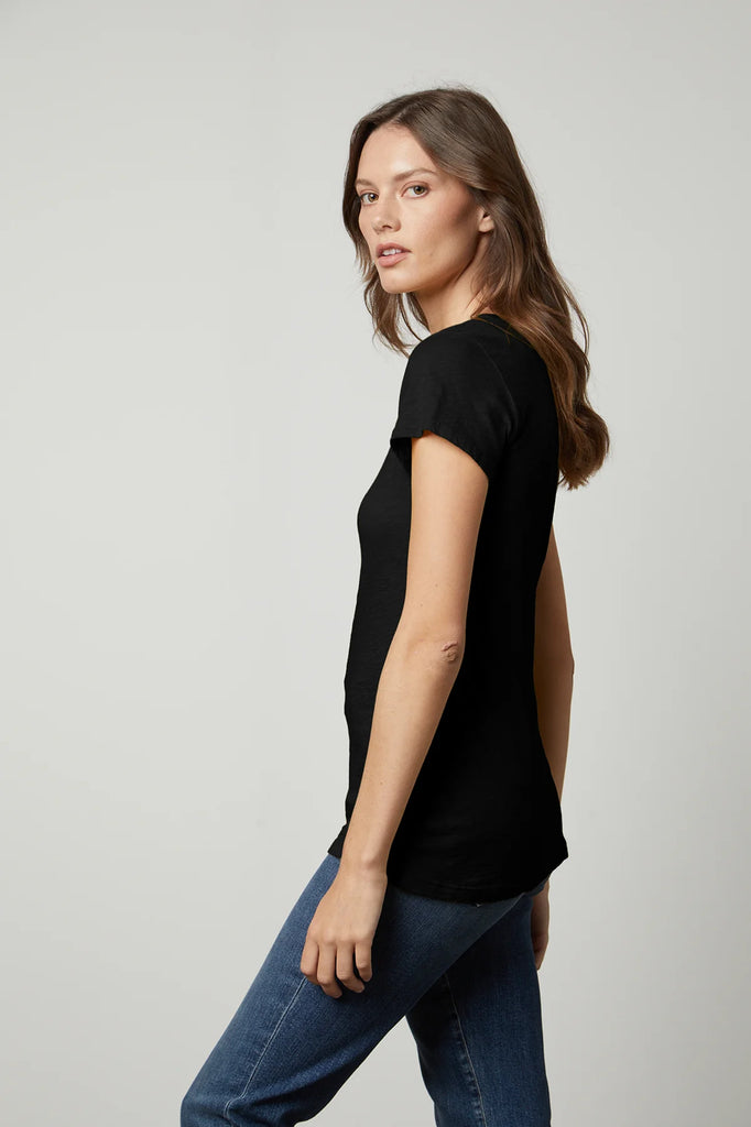 Odelia Tee Black