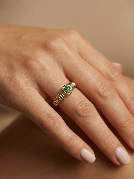 The Rachel Ring fluted Green Emerald  size 3