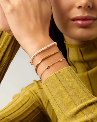 Molton Heart Mini Charm Bracelet