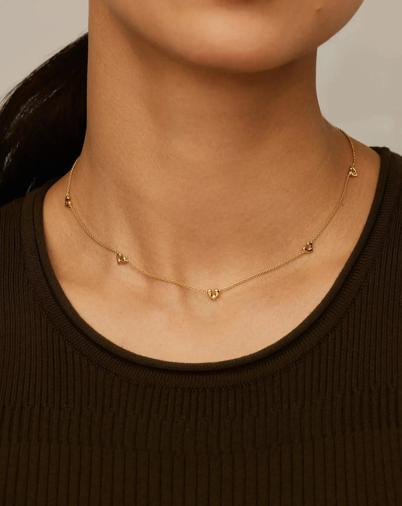 Molton Heart Mini Charm Choker