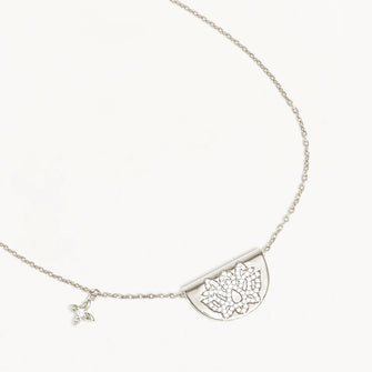 Live in Light Lotus Necklace Silver