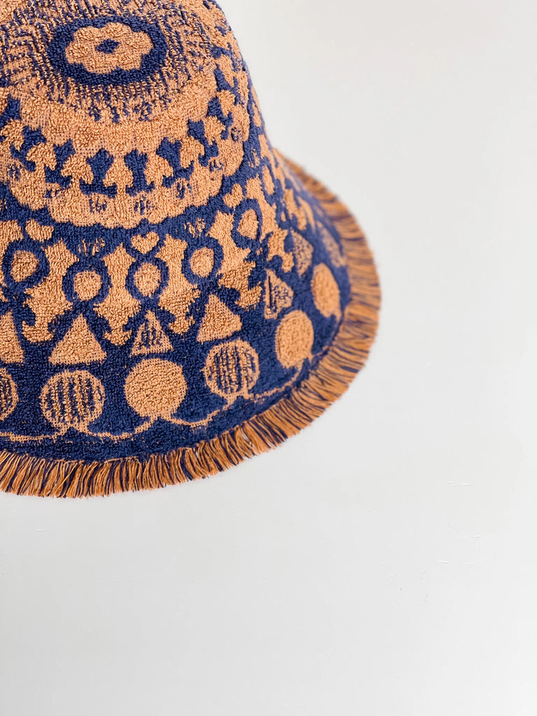 Freya Crop #69 Medium