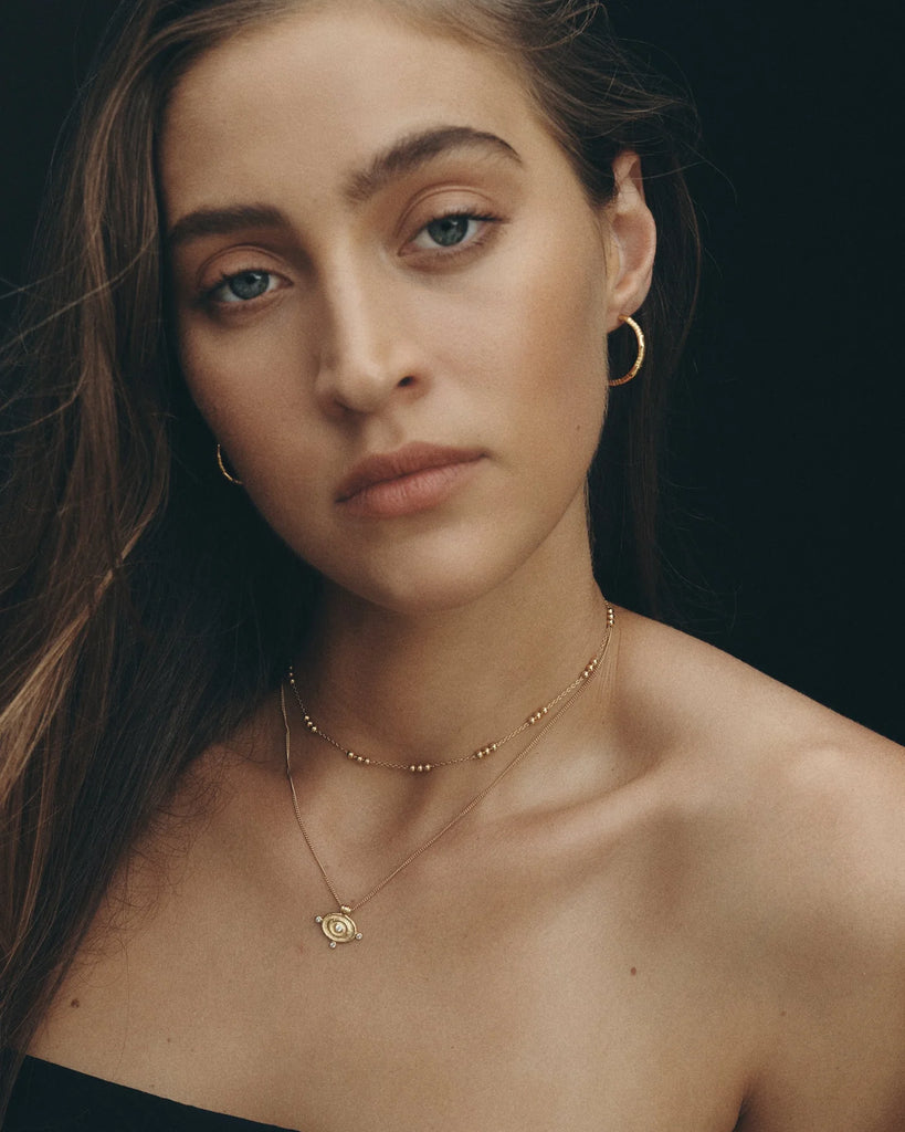 Reign Oval Necklace Gold