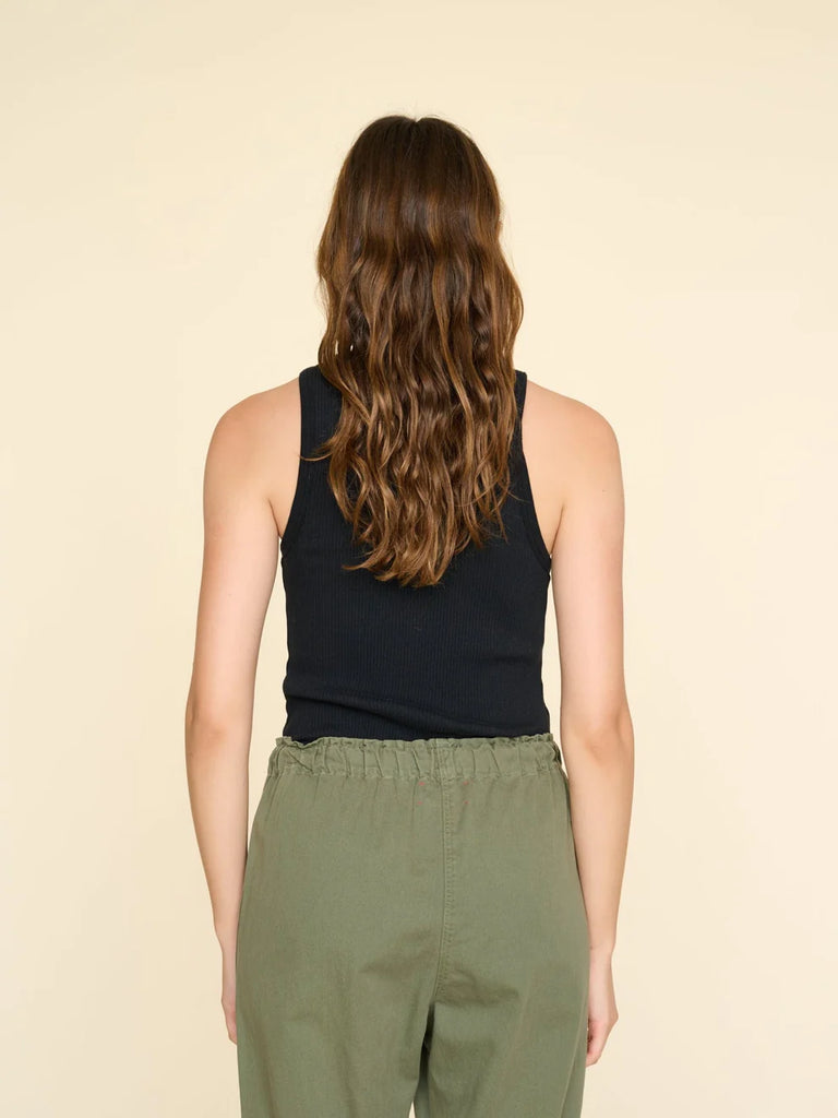 Arynn Tank True Black