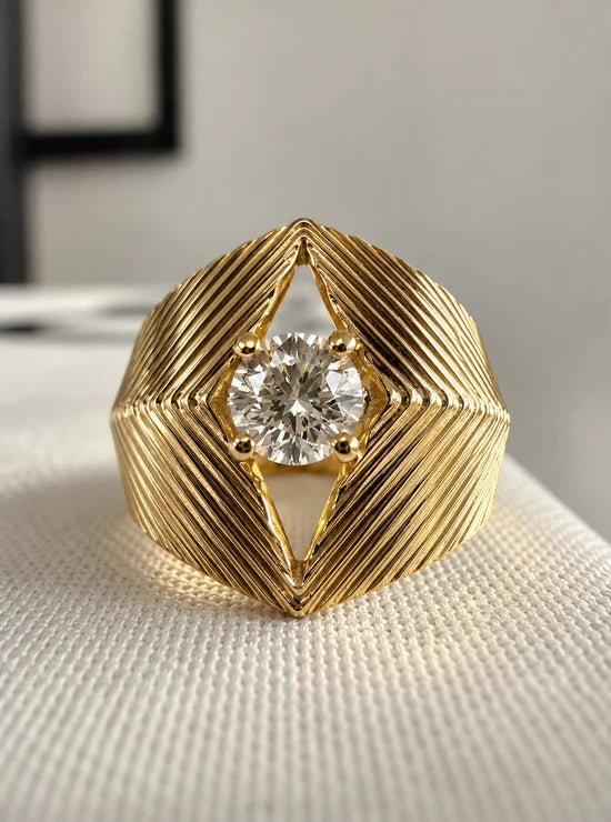Yasmine Fluted Diamond Ring 10K Solid Yellow Gold size 4