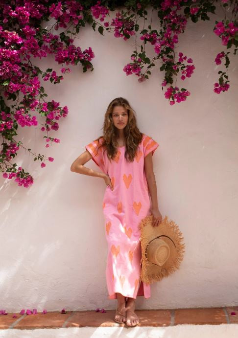 Single panel midi kaftan in pink with orange hearts