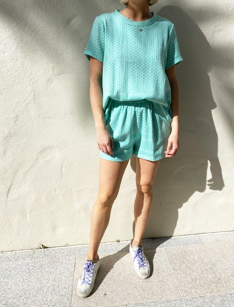 Shirt O Short Sleeve Skylight