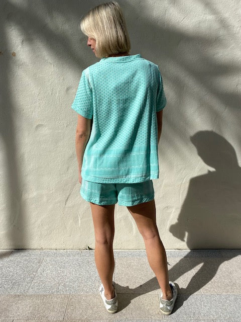 Shirt O Short Sleeve Skylight