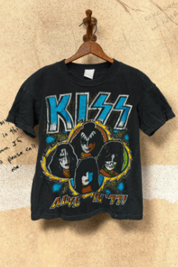 KISS Cropped Tee Coal Pigment
