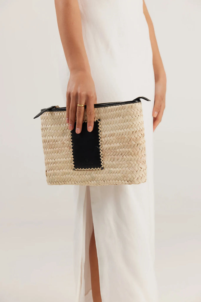 Etta Palm Clutch Black